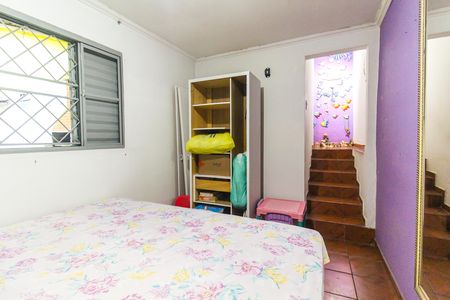 Casa à venda com 230m², 3 quartos e 2 vagas Casa à venda com 230m², 3 quartos e 2 vagasSuíte