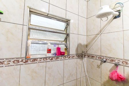 Casa à venda com 230m², 3 quartos e 2 vagas Casa à venda com 230m², 3 quartos e 2 vagasBanheiro 2