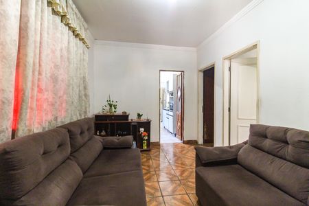 Sala de casa à venda com 3 quartos, 230m² em Vila Brasil, São Paulo