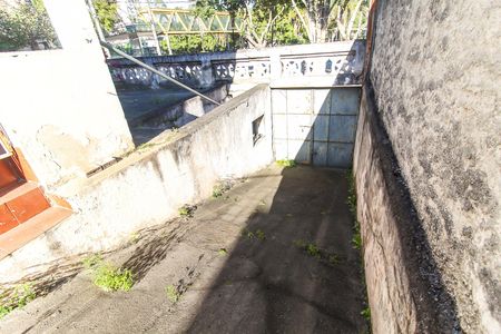 Casa à venda com 230m², 3 quartos e 2 vagas Casa à venda com 230m², 3 quartos e 2 vagasQuintal