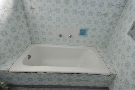 Casa à venda com 452m², 3 quartos e 4 vagasBanheiro 1
