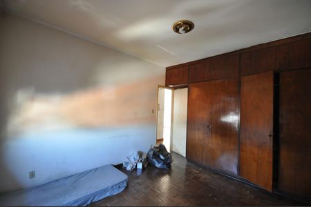 Casa à venda com 452m², 3 quartos e 4 vagasQuarto 1