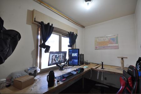 Casa à venda com 452m², 3 quartos e 4 vagasQuarto 2
