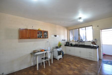 Casa à venda com 452m², 3 quartos e 4 vagasCozinha