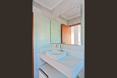 Casa à venda com 240m², 3 quartos e 4 vagas Casa à venda com 240m², 3 quartos e 4 vagasBanheiro da Suíte