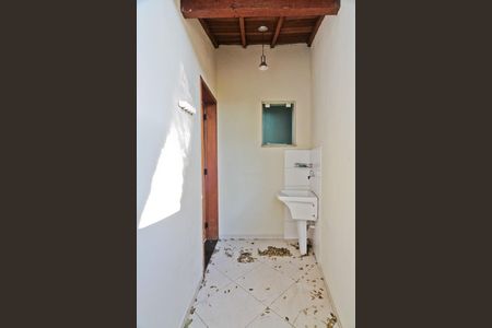 Casa à venda com 240m², 3 quartos e 4 vagas Casa à venda com 240m², 3 quartos e 4 vagasÁrea de Serviço