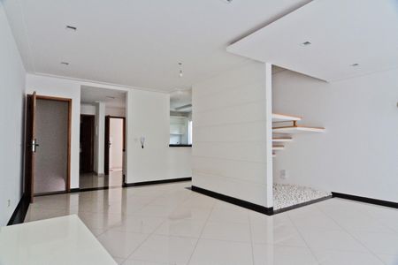 Sala de casa para alugar com 3 quartos, 240m² em Limão, São Paulo
