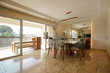 Apartamento à venda com 149m², 3 quartos e 2 vagas