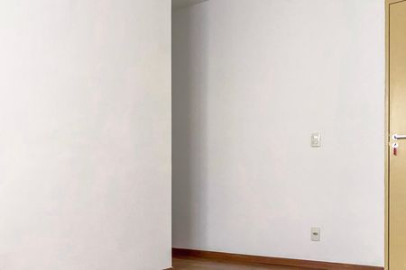 Sala de apartamento para alugar com 2 quartos, 42m² em Vila Pirajussara, São Paulo