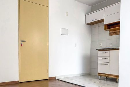 Sala de apartamento para alugar com 2 quartos, 42m² em Vila Pirajussara, São Paulo