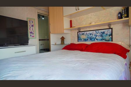 Suite 1 de apartamento à venda com 3 quartos, 64m² em São Sebastião, Porto Alegre
