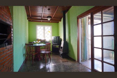 Apartamento à venda com 64m², 3 quartos e 1 vaga Apartamento à venda com 64m², 3 quartos e 1 vagaTerraço