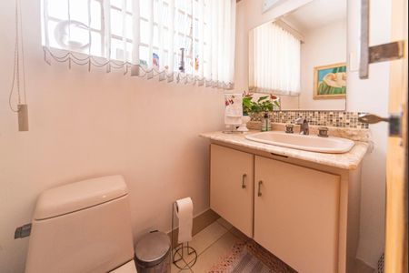 Lavabo de casa à venda com 3 quartos, 153m² em Vila Boa Vista, Santo André
