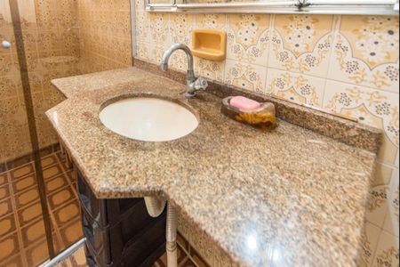 Casa à venda com 153m², 3 quartos e 2 vagas Casa à venda com 153m², 3 quartos e 2 vagasBanheiro