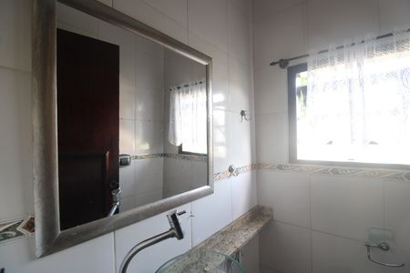 Casa para alugar com 120m², 2 quartos e 2 vagasLavabo