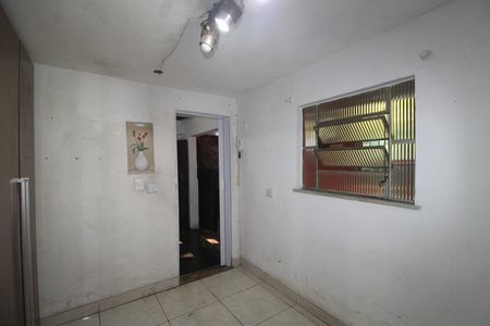 Casa para alugar com 120m², 2 quartos e 2 vagasQuarto