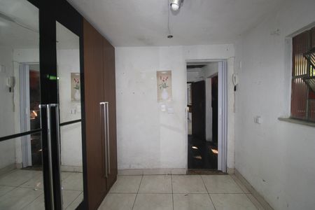 Casa para alugar com 120m², 2 quartos e 2 vagasQuarto