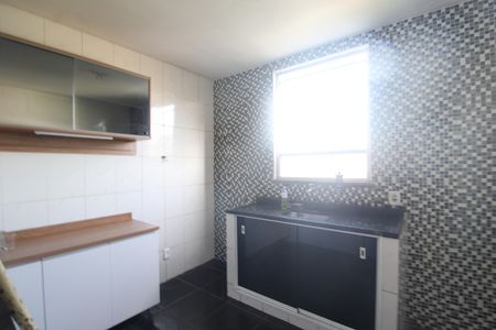 Casa para alugar com 120m², 2 quartos e 2 vagasCozinha