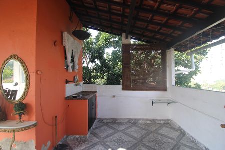 Casa para alugar com 120m², 2 quartos e 2 vagasTerraço