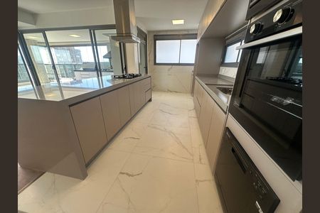 Apartamento para alugar com 245m², 4 quartos e 4 vagas Apartamento para alugar com 245m², 4 quartos e 4 vagasCozinha