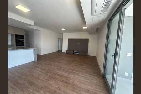 Apartamento para alugar com 245m², 4 quartos e 4 vagas Apartamento para alugar com 245m², 4 quartos e 4 vagasSala