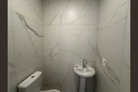 Apartamento para alugar com 245m², 4 quartos e 4 vagas Apartamento para alugar com 245m², 4 quartos e 4 vagasBanheiro de serviço