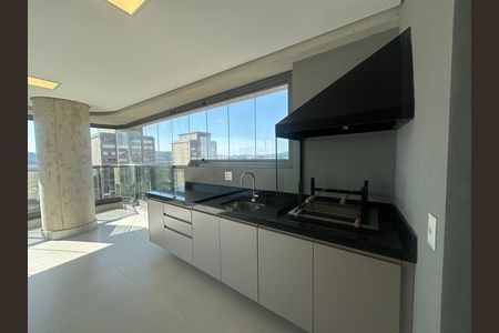 Apartamento para alugar com 245m², 4 quartos e 4 vagas Apartamento para alugar com 245m², 4 quartos e 4 vagasVaranda da Sala