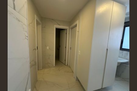 Apartamento para alugar com 245m², 4 quartos e 4 vagas Apartamento para alugar com 245m², 4 quartos e 4 vagasÁrea de Serviço