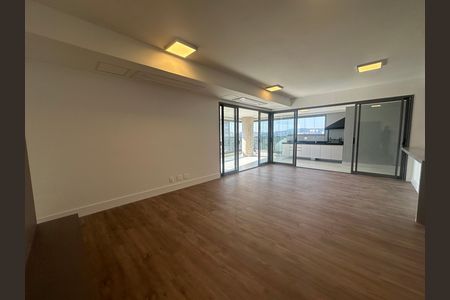 Apartamento para alugar com 245m², 4 quartos e 4 vagas Apartamento para alugar com 245m², 4 quartos e 4 vagasSala