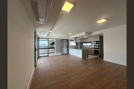 Apartamento para alugar com 245m², 4 quartos e 4 vagas Apartamento para alugar com 245m², 4 quartos e 4 vagasSala