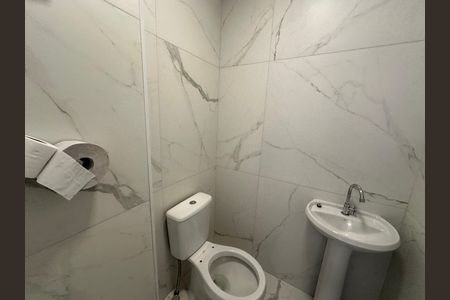 Apartamento para alugar com 245m², 4 quartos e 4 vagas Apartamento para alugar com 245m², 4 quartos e 4 vagasBanheiro de serviço