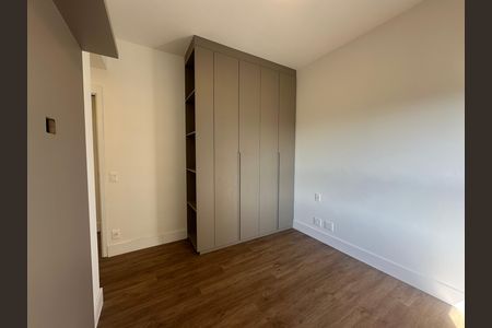 Apartamento para alugar com 245m², 4 quartos e 4 vagas Apartamento para alugar com 245m², 4 quartos e 4 vagasSuíte 2