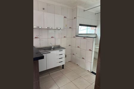 Cozinha de apartamento para alugar com 3 quartos, 65m² em Setor Centro Oeste, Goiânia