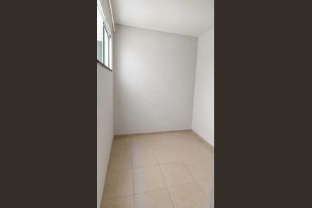 Apartamento para alugar com 65m², 3 quartos e 1 vaga Apartamento para alugar com 65m², 3 quartos e 1 vagaQuarto