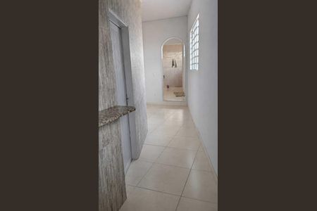 Apartamento para alugar com 65m², 3 quartos e 1 vaga Apartamento para alugar com 65m², 3 quartos e 1 vagaHall