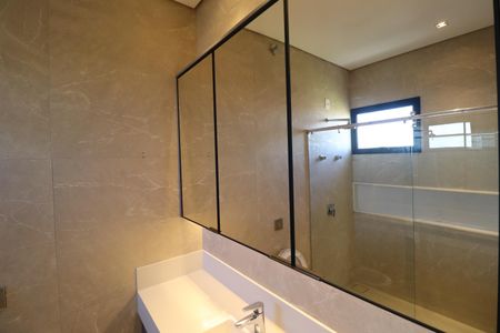 Casa de condomínio para alugar com 400m², 4 quartos e 6 vagasBanheiro do Quarto 3