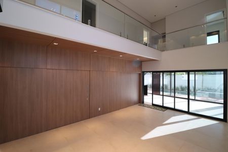 Casa de condomínio para alugar com 400m², 4 quartos e 6 vagasSala