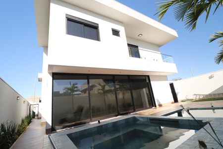 Casa de condomínio para alugar com 400m², 4 quartos e 6 vagasPiscina