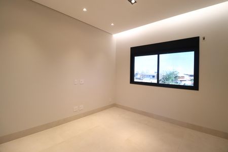 Casa de condomínio para alugar com 400m², 4 quartos e 6 vagasQuarto 2 - Suíte