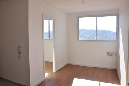 Detalhe - Sala e Sala de Jantar de apartamento para alugar com 2 quartos, 40m² em Brasilândia, São Paulo