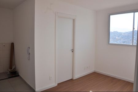 Apartamento para alugar com 40m², 2 quartos e sem vaga Apartamento para alugar com 40m², 2 quartos e sem vagaDetalhe - Sala e Sala de Jantar