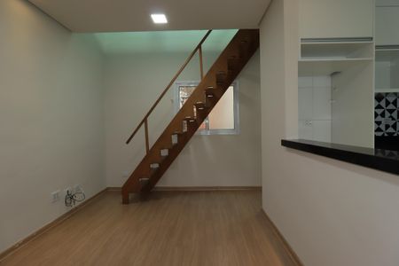 Sala de apartamento à venda com 2 quartos, 108m² em Vila Guaraciaba, Santo André