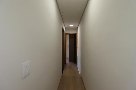 Apartamento à venda com 108m², 2 quartos e 2 vagasCorredor