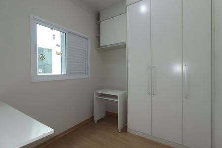 Quarto de apartamento à venda com 2 quartos, 108m² em Vila Guaraciaba, Santo André
