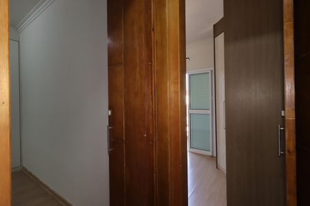 Apartamento à venda com 108m², 2 quartos e 2 vagasCorredor