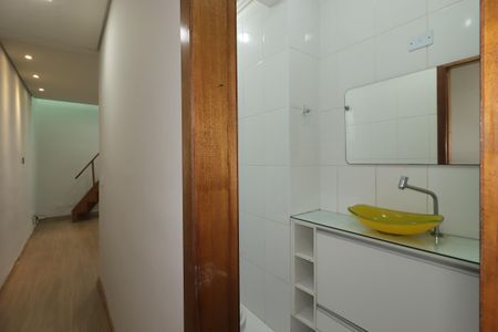 Apartamento à venda com 108m², 2 quartos e 2 vagasCorredor
