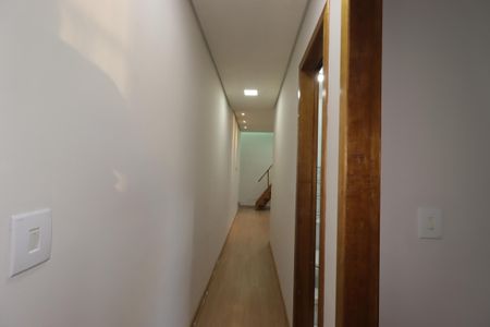 Apartamento à venda com 108m², 2 quartos e 2 vagasCorredor