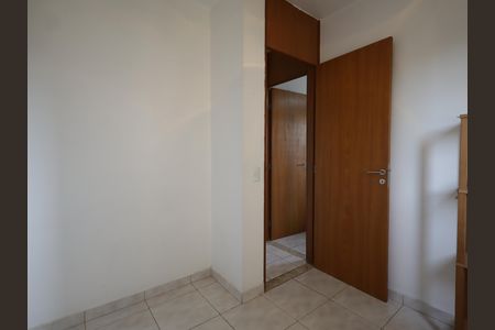 Apartamento à venda com 65m², 3 quartos e 1 vagaQuarto 2