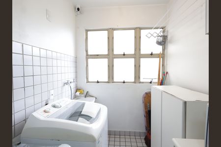 Apartamento à venda com 65m², 3 quartos e 1 vagaÁrea de Serviço