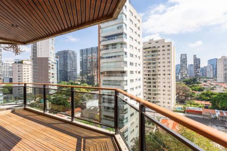 Apartamento à venda com 3 quartos, 205m² em Vila Nova Conceição, São Paulo